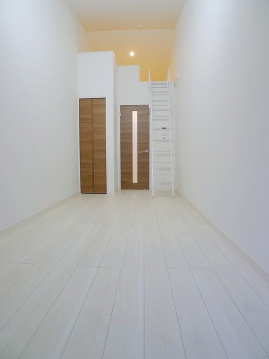 物件内観写真6　(居室)