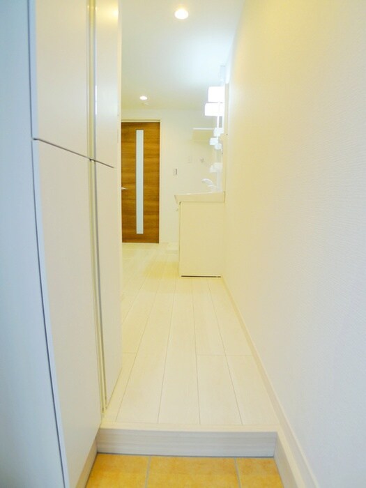 物件内観写真17　(室内からの展望)