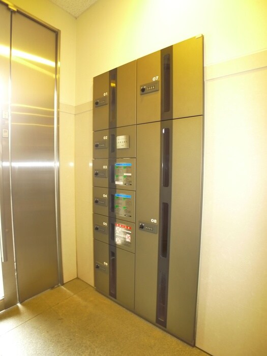 物件外観写真4　(建物設備)