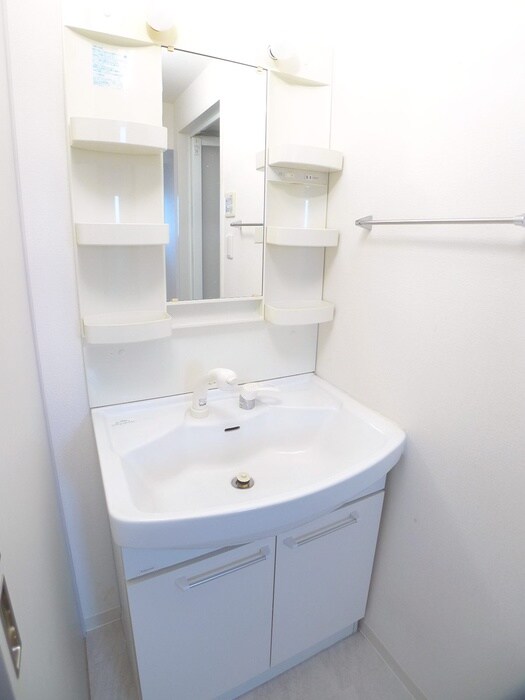 物件内観写真14　(洗面)