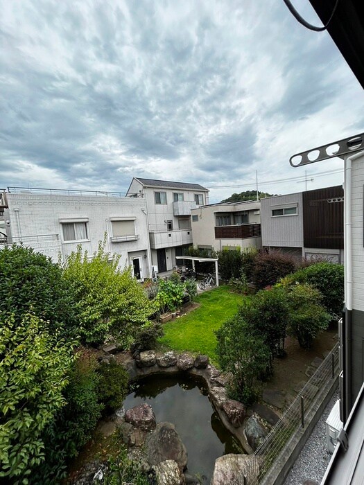 物件内観写真22　(室内からの展望)