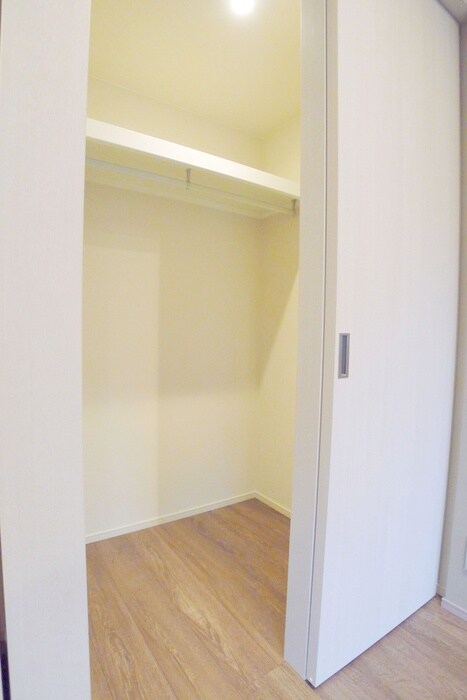 物件内観写真10　(収納)