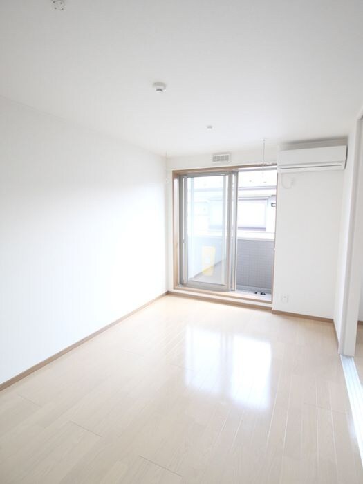 物件内観写真6　(居室)