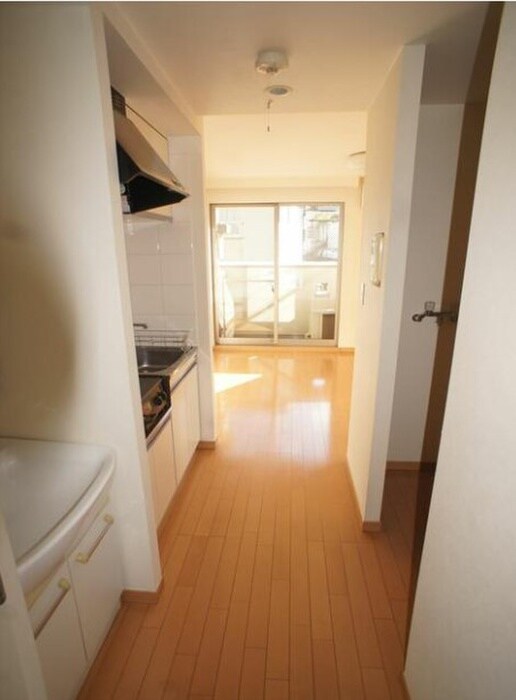 物件内観写真14　(廊下)