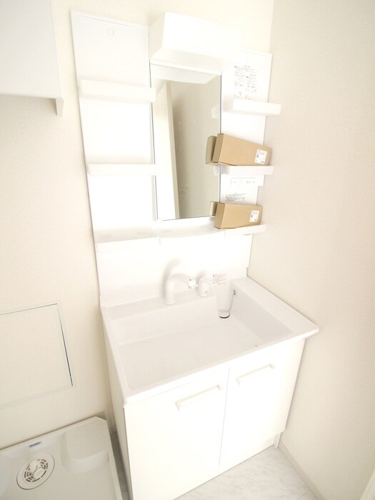 物件内観写真12　(洗面)