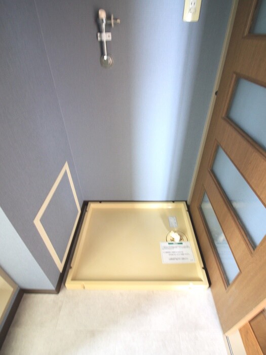 物件内観写真19　(洗濯機置場)