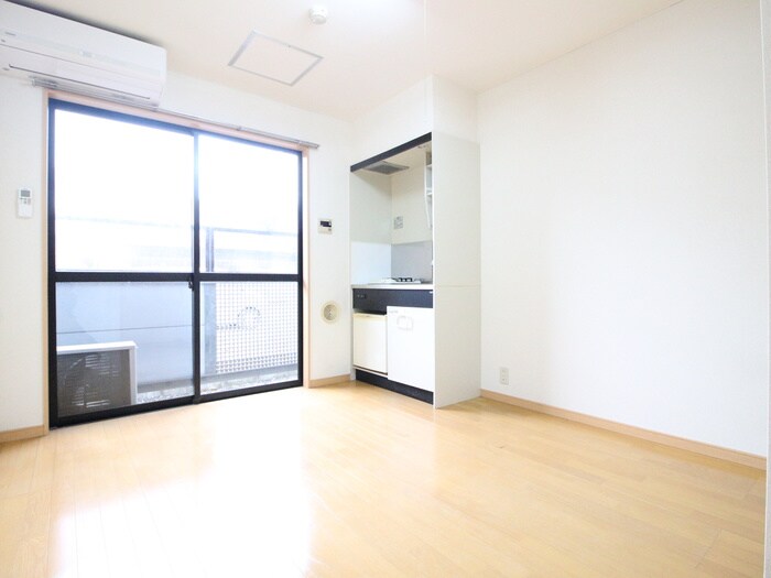 物件内観写真7　(居室)