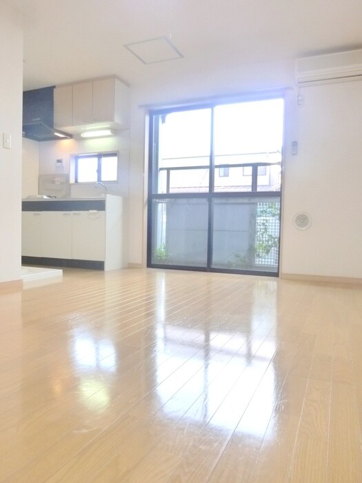 物件内観写真8　(居室)