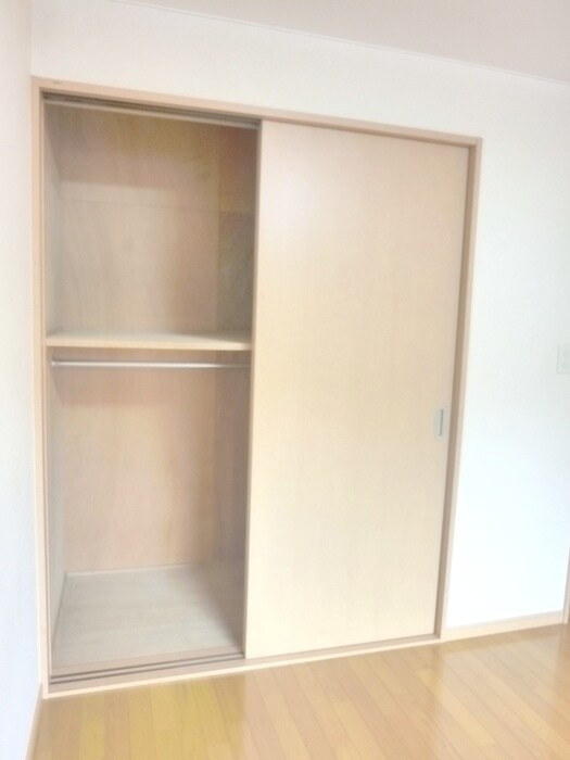 物件内観写真15　(収納)