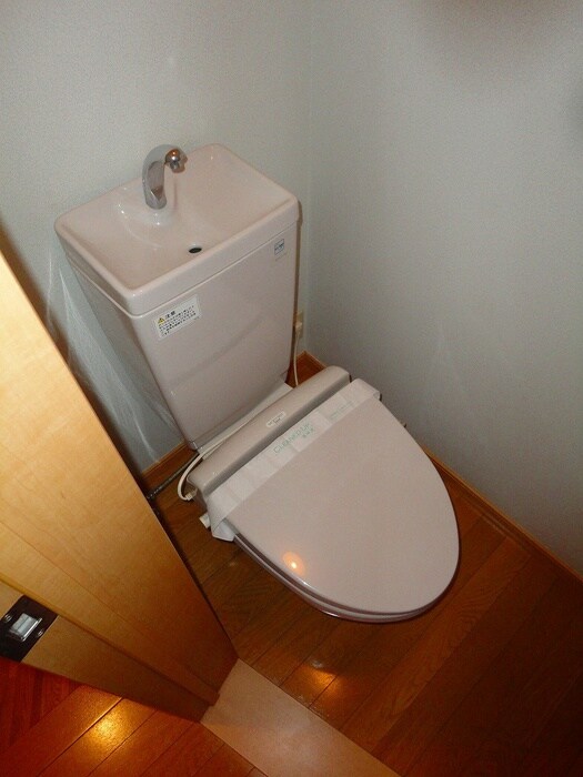 物件内観写真16　(トイレ)