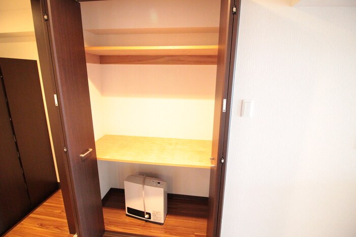 物件内観写真18　(収納)