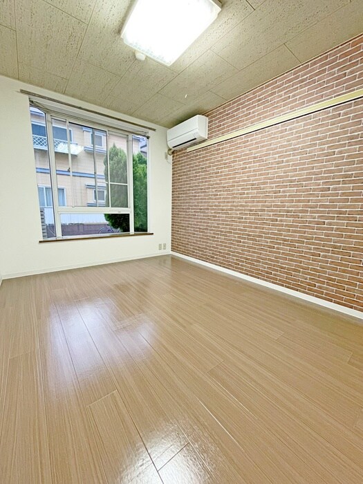 物件内観写真22　(居室)