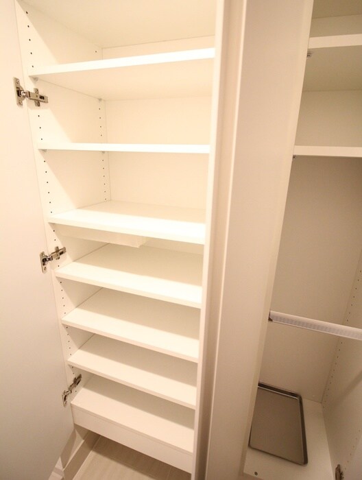 物件内観写真9　(収納)