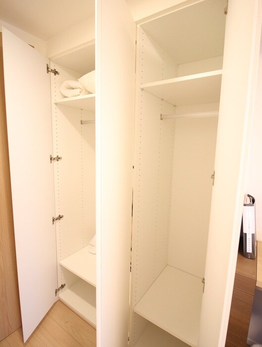 物件内観写真11　(収納)