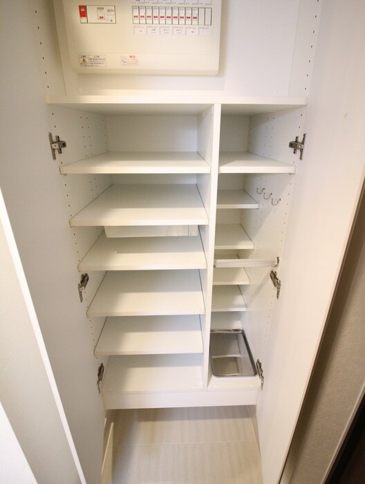 物件内観写真18　(靴箱)