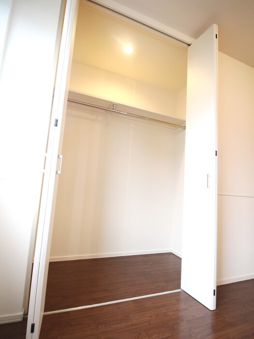 物件内観写真15　(収納)