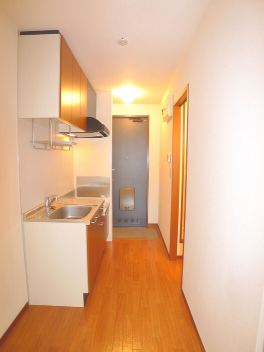 物件内観写真16　(廊下)