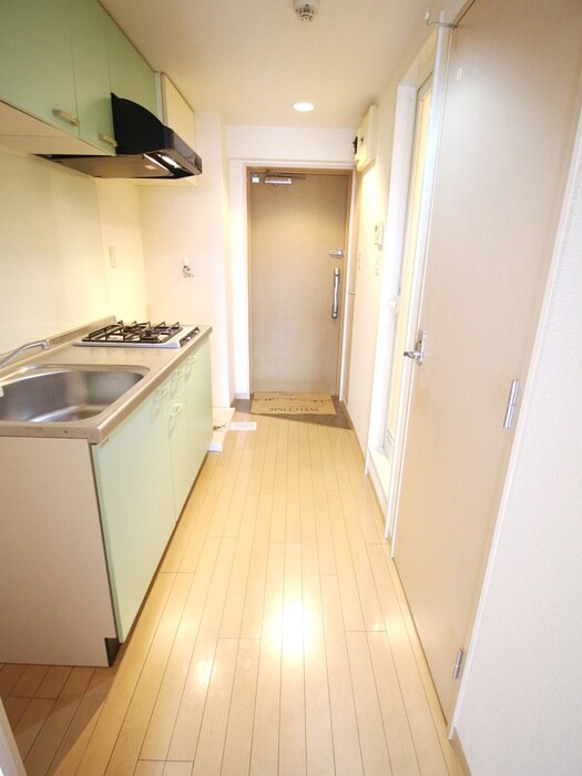 物件内観写真11　(廊下)