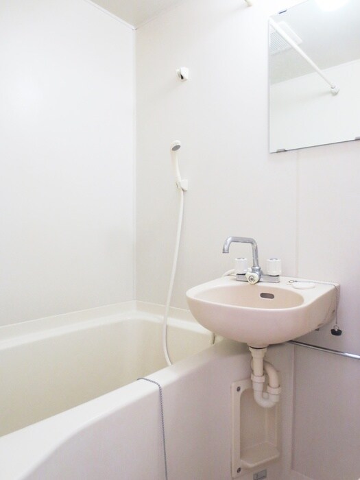 物件内観写真12　(バス／シャワールーム等)