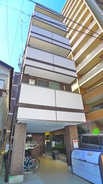 シンシア八番館の外観写真