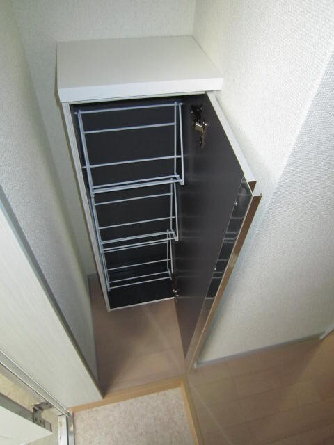 物件内観写真15　(靴箱)