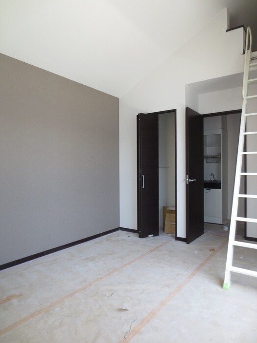 物件内観写真8　(居室)