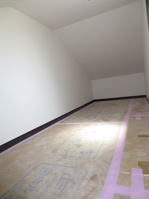 物件内観写真11　(ロフト)