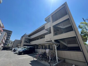 シュロス野方外観写真