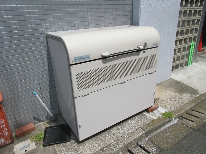 物件外観写真4　(建物設備)