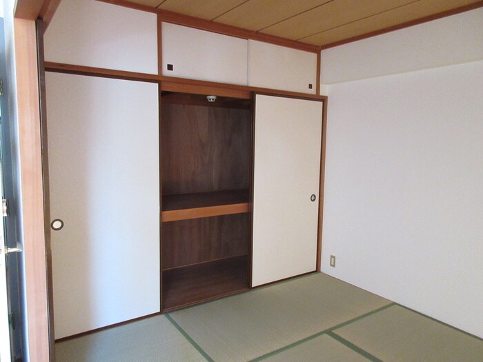 物件内観写真16　(居室)