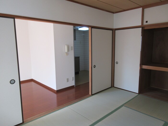 物件内観写真22　(居室)