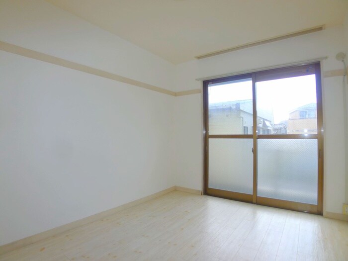 物件内観写真9　(ベランダ・バルコニー)