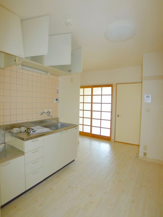 物件内観写真15　(廊下)