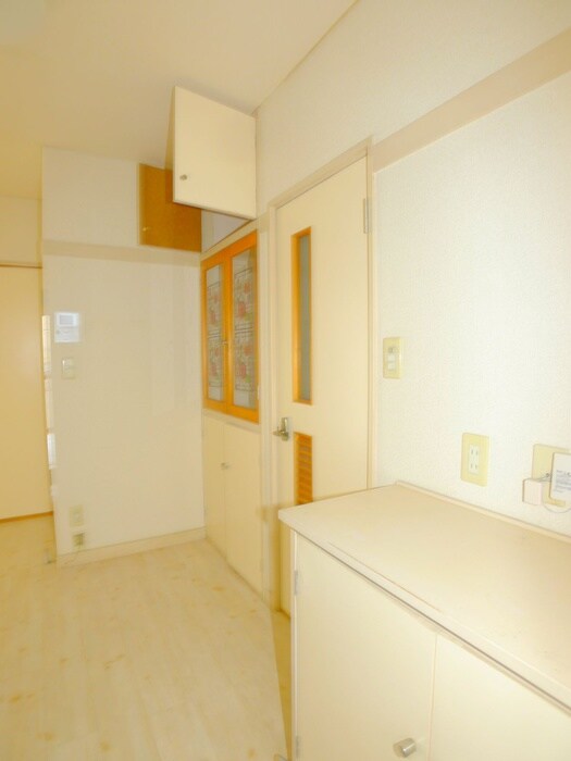 物件内観写真20　(廊下)