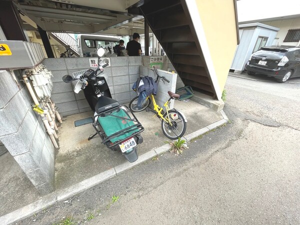 駐輪場