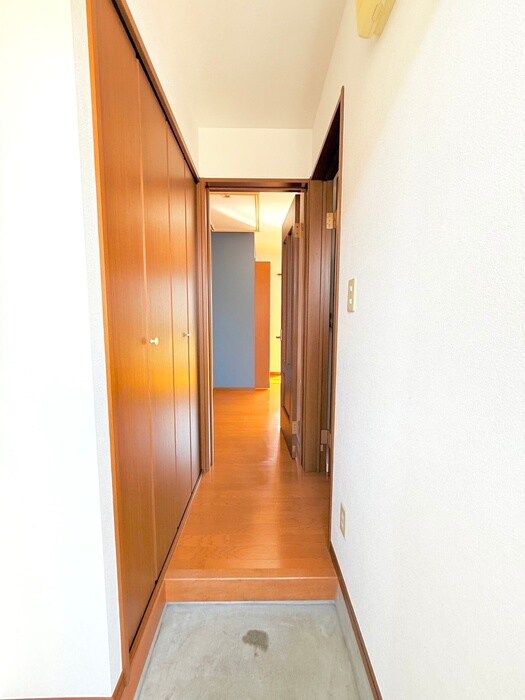 物件内観写真19　(玄関)