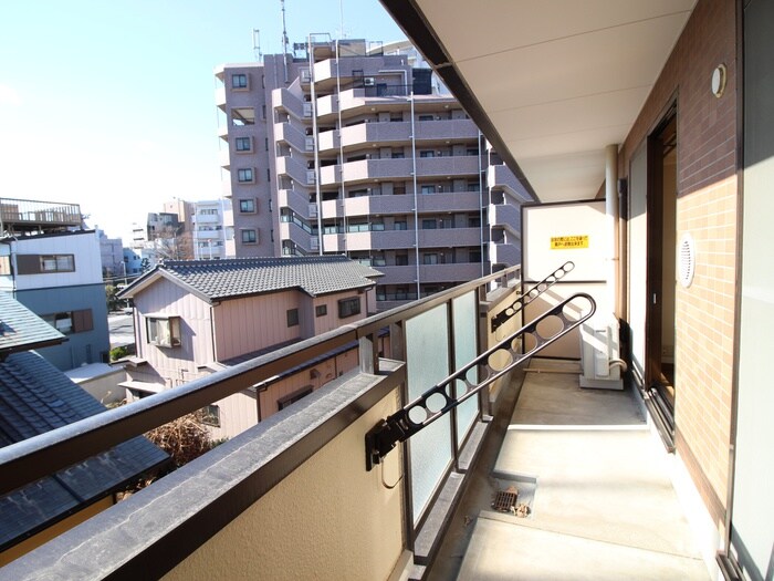 物件内観写真16　(ベランダ・バルコニー)