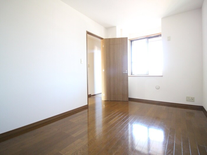 物件内観写真17　(居室)