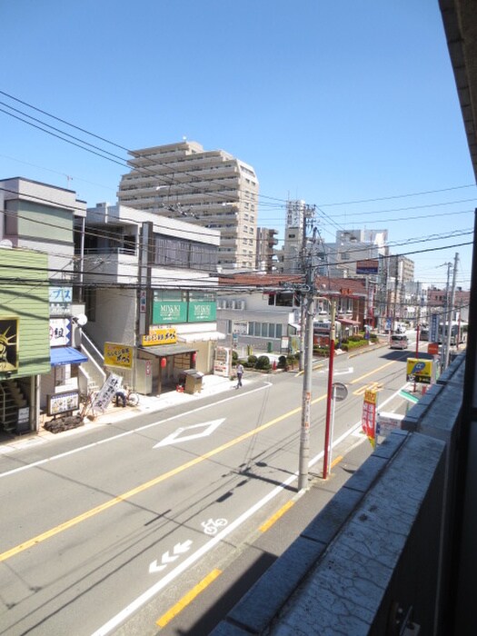 物件内観写真15　(室内からの展望)