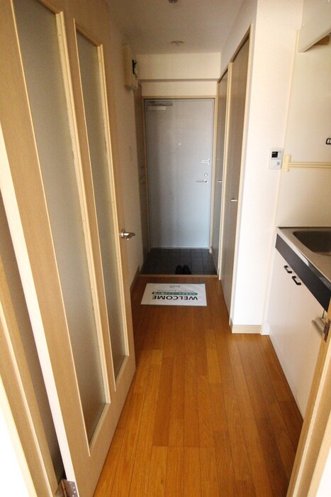 物件内観写真20　(廊下)