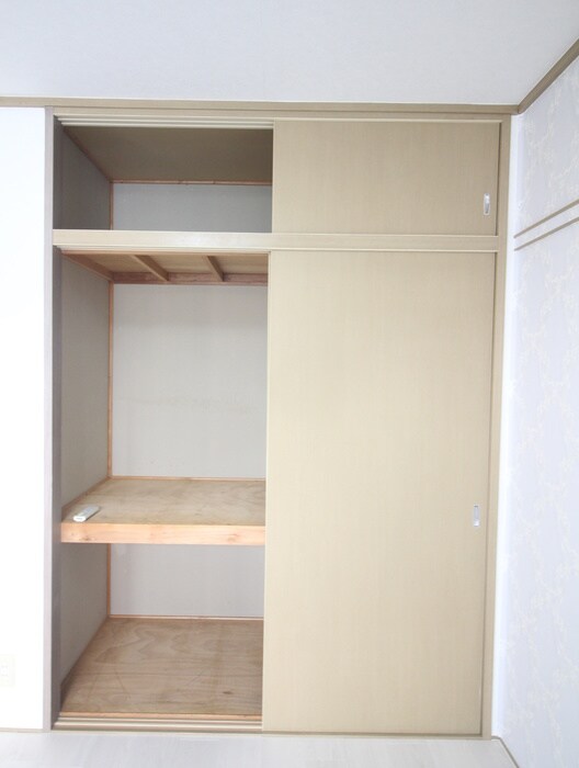 物件内観写真15　(収納)