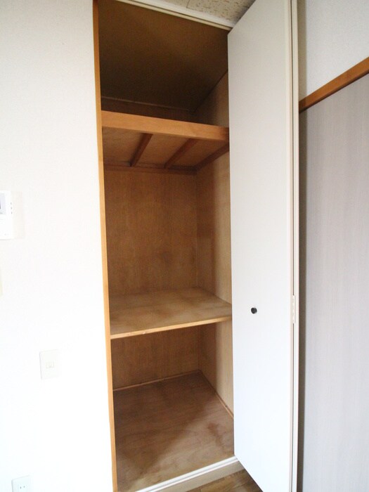 物件内観写真21　(収納)