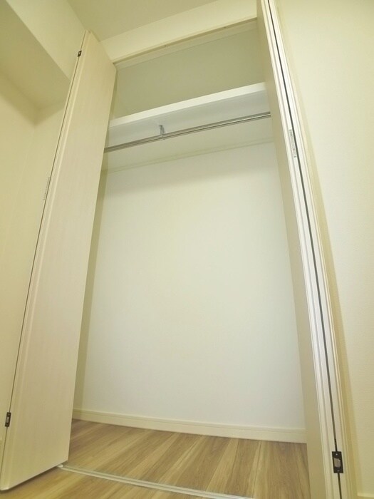 物件内観写真11　(収納)