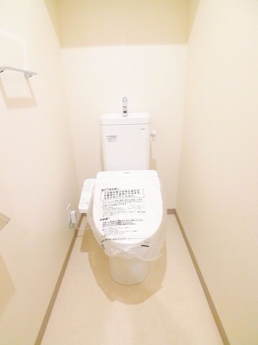 物件内観写真17　(トイレ)