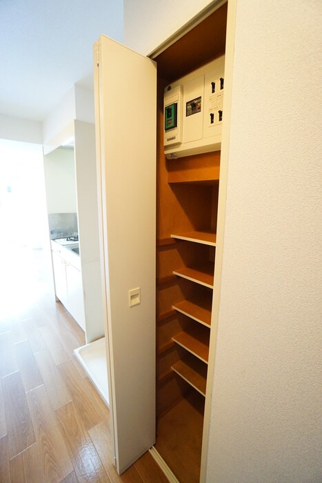 物件内観写真8　(靴箱)