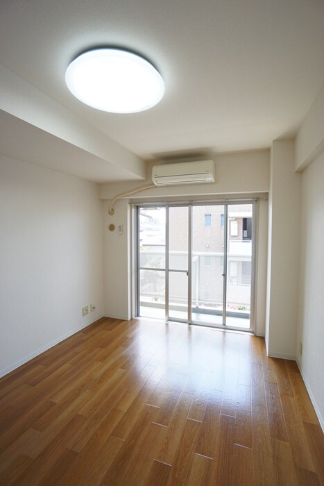 物件内観写真14　(居室)