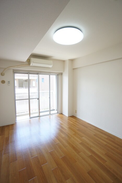 物件内観写真18　(居室)