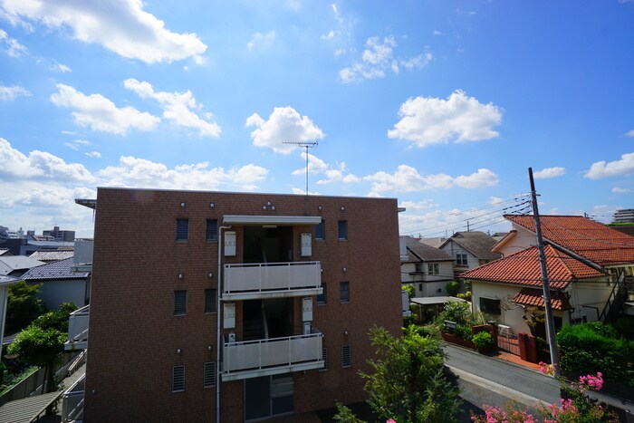 物件内観写真22　(室内からの展望)