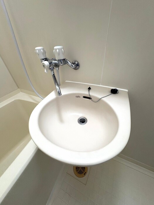 物件内観写真11　(洗面)