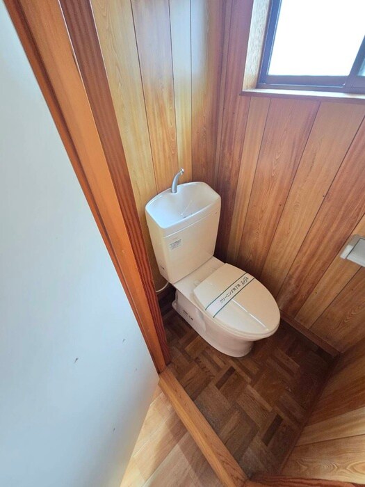 物件内観写真10　(トイレ)